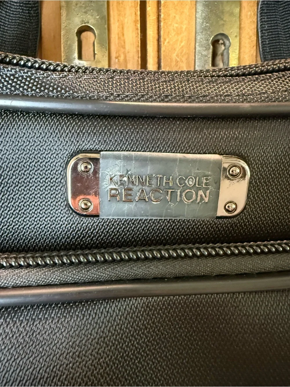 Kenneth Cole Reaction Black Men's Briefcase with Shoulder Strap